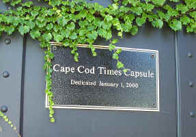 Cape_Cod_Times_Plaque.jpg (83062 bytes)
